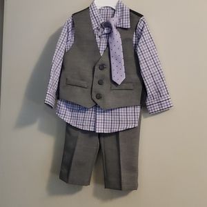 Van Heusen 4 piece suit set 12 month old boy